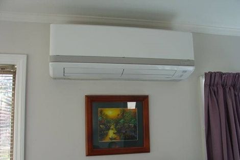 Photo of property in 125 Taylor Street, Carterton, 5713