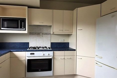 Photo of property in 2/27 Cardigan Bay Place, Addington, Christchurch, 8024