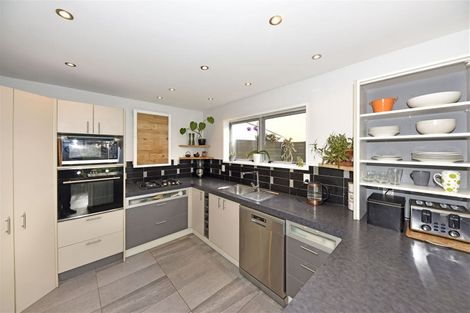 Photo of property in 2/16 Steadman Road, Broomfield, Christchurch, 8042