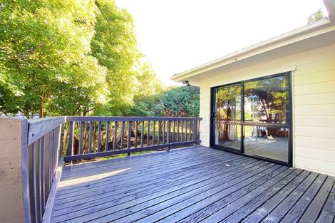 Photo of property in 9 Kopu Place, Clendon Park, Auckland, 2103