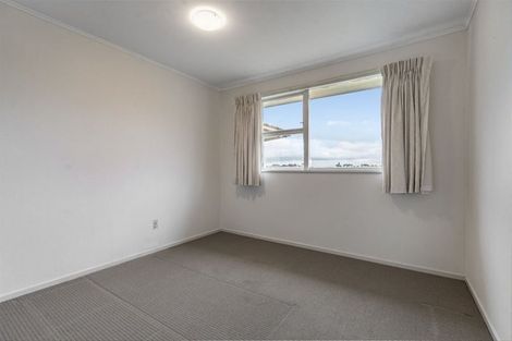 Photo of property in 44 Sequoia Place, Sunnynook, Auckland, 0620