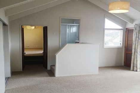 Photo of property in 16 Apihai Street, Orakei, Auckland, 1071