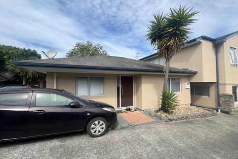 Photo of property in 19 East Coast Road, Milford, Auckland, 0620