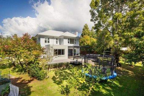 Photo of property in 11 Westbourne Road, Murrays Bay, Auckland, 0630