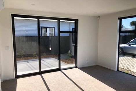 Photo of property in 2/96 Barbour Street, Waltham, Christchurch, 8011