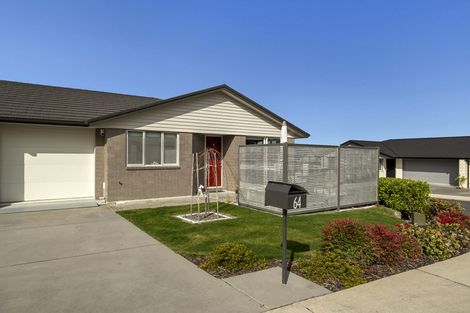 Photo of property in Waterview Estate, 64/4 Greystone Place, Omokoroa, 3114