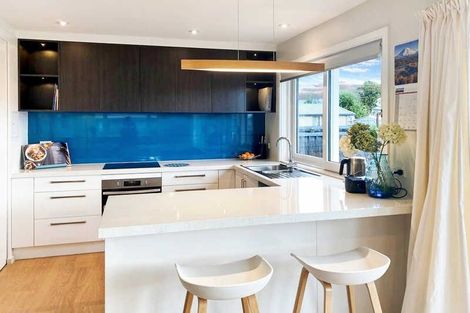 Photo of property in 92 Kendal Avenue, Burnside, Christchurch, 8053