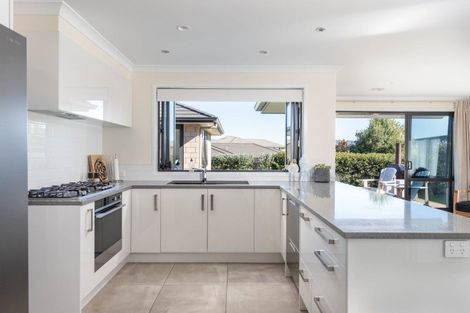 Photo of property in 5 Facilita Avenue, Wharewaka, Taupo, 3330