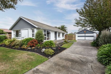 Photo of property in 5 Neave Place, Hillmorton, Christchurch, 8025