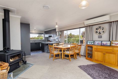 Photo of property in 11 Oxford Street, Waimate, 7924