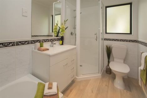 Photo of property in 8 Ali Place, Ranui, Auckland, 0612