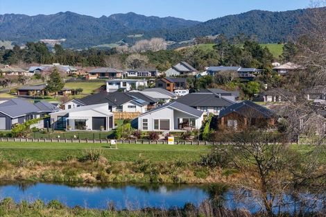 Photo of property in 5 Vesey Drive, Katikati, 3129