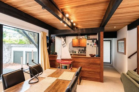Photo of property in 2a Pitoitoi Road, Days Bay, Lower Hutt, 5013