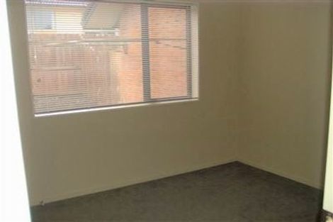 Photo of property in 24 Toledo Avenue, Henderson, Auckland, 0612