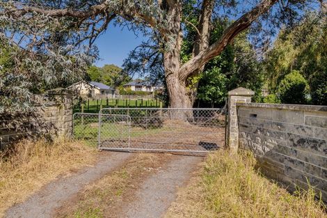 Photo of property in 57 Waitohu Valley Road, Otaki, 5512