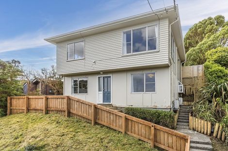 Photo of property in 91 Black Rock Road, Newlands, Wellington, 6037