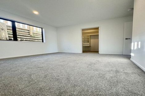 Photo of property in 8a Datura Place, Sunnynook, Auckland, 0620