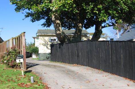 Photo of property in 4 Mickle Street, Te Atatu South, Auckland, 0610