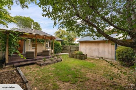 Photo of property in 271 Fifield Terrace, Opawa, Christchurch, 8023