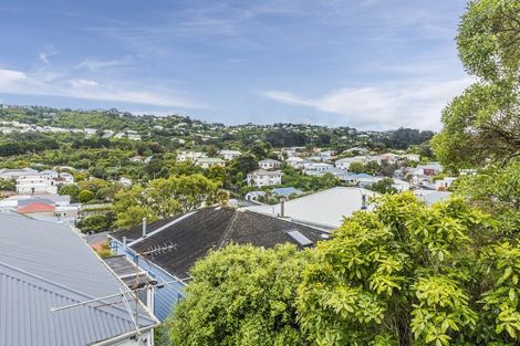 Photo of property in 70 Lavaud Street, Berhampore, Wellington, 6023