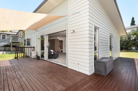 Photo of property in 7 Waikite Way, Welcome Bay, Tauranga, 3175