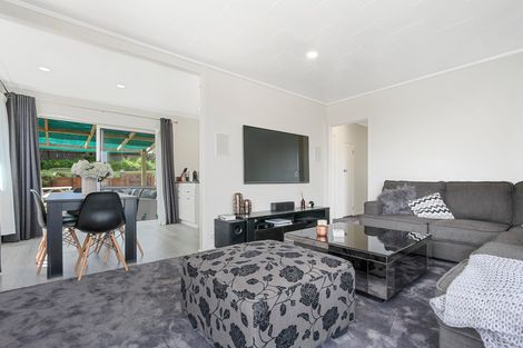 Photo of property in 66 Captain Scott Road, Glen Eden, Auckland, 0602