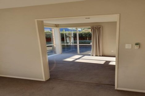 Photo of property in 4A Kent Lodge Avenue Avonhead Christchurch City