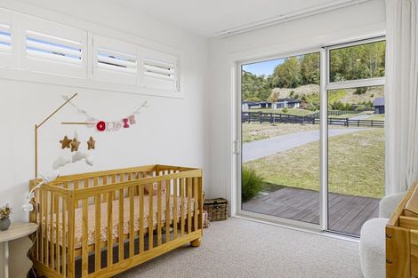 Photo of property in 13 Lochinvar Lane, Acacia Bay, Taupo, 3385