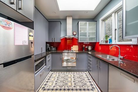 Photo of property in 12 Essex Street, Aro Valley, Wellington, 6021