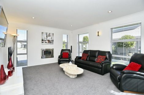 Photo of property in 21 Sovereign Boulevard, Kaiapoi, 7630