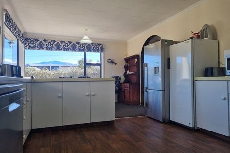 Photo of property in 136 Esplanade, Kaikoura, 7300