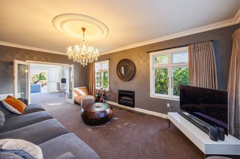 Photo of property in 70 Heretaunga Street, Palmerston North, 4414