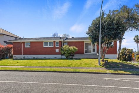 Photo of property in 1 Weka Street, Matua, Tauranga, 3110