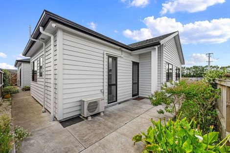 Photo of property in 5 Sapwood Crescent, Takanini, 2110