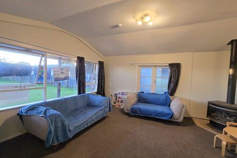 Photo of property in 19 Hoffman Street, Hokitika, 7810