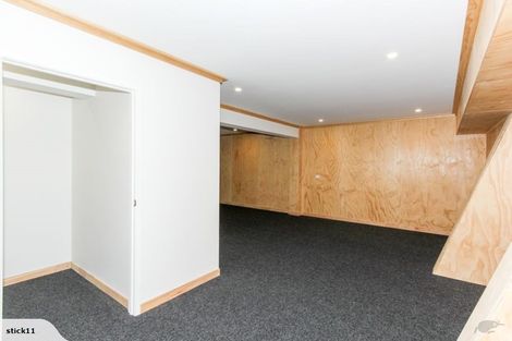 Photo of property in 77 Pendarves Street, New Plymouth, 4310