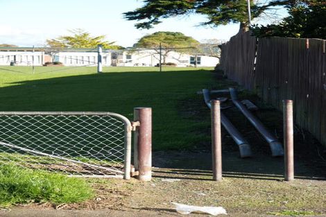 Photo of property in 13 Chisholm Place, Mangere East, Auckland, 2024