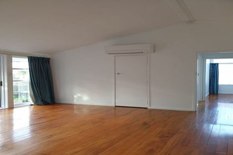 Photo of property in 2/14a Puriri Street, Takapuna, Auckland, 0622