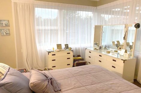 Photo of property in 22 Braid Road, St Andrews, Hamilton, 3200