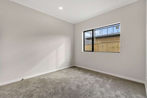 Photo of property in 5 Kakabeak Way, Takanini, 2110