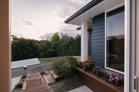 Photo of property in 22a La Lena Grove, Fitzherbert, Palmerston North, 4410