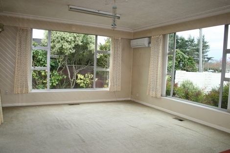 Photo of property in 429 Avonhead Road, Avonhead, Christchurch, 8042