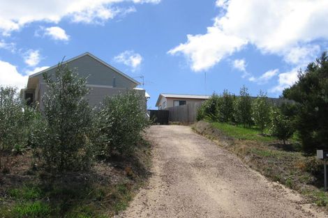 Photo of property in 141 Wilma Road, Surfdale, Waiheke Island, 1081