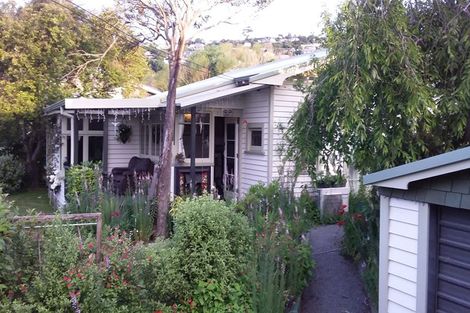 Photo of property in 86 Corson Avenue, Beckenham, Christchurch, 8023