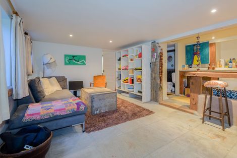 Photo of property in 8 Hoskins Avenue, Hillsborough, Auckland, 1042