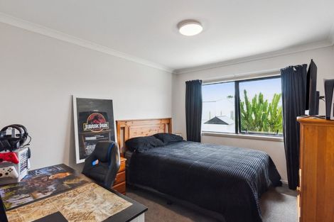 Photo of property in 53 Bruce Road, Levin, 5510