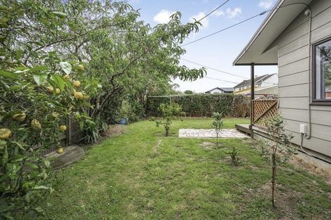 Photo of property in 2/1159 High Street, Taita, Lower Hutt, 5011