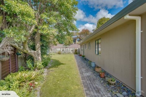 Photo of property in 11 Avon Rise, Welcome Bay, Tauranga, 3112