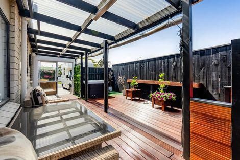 Photo of property in 3 Maralyn Place, Bell Block, New Plymouth, 4312