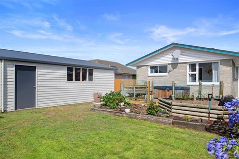 Photo of property in 150 Pacific Road, North New Brighton, Christchurch, 8083